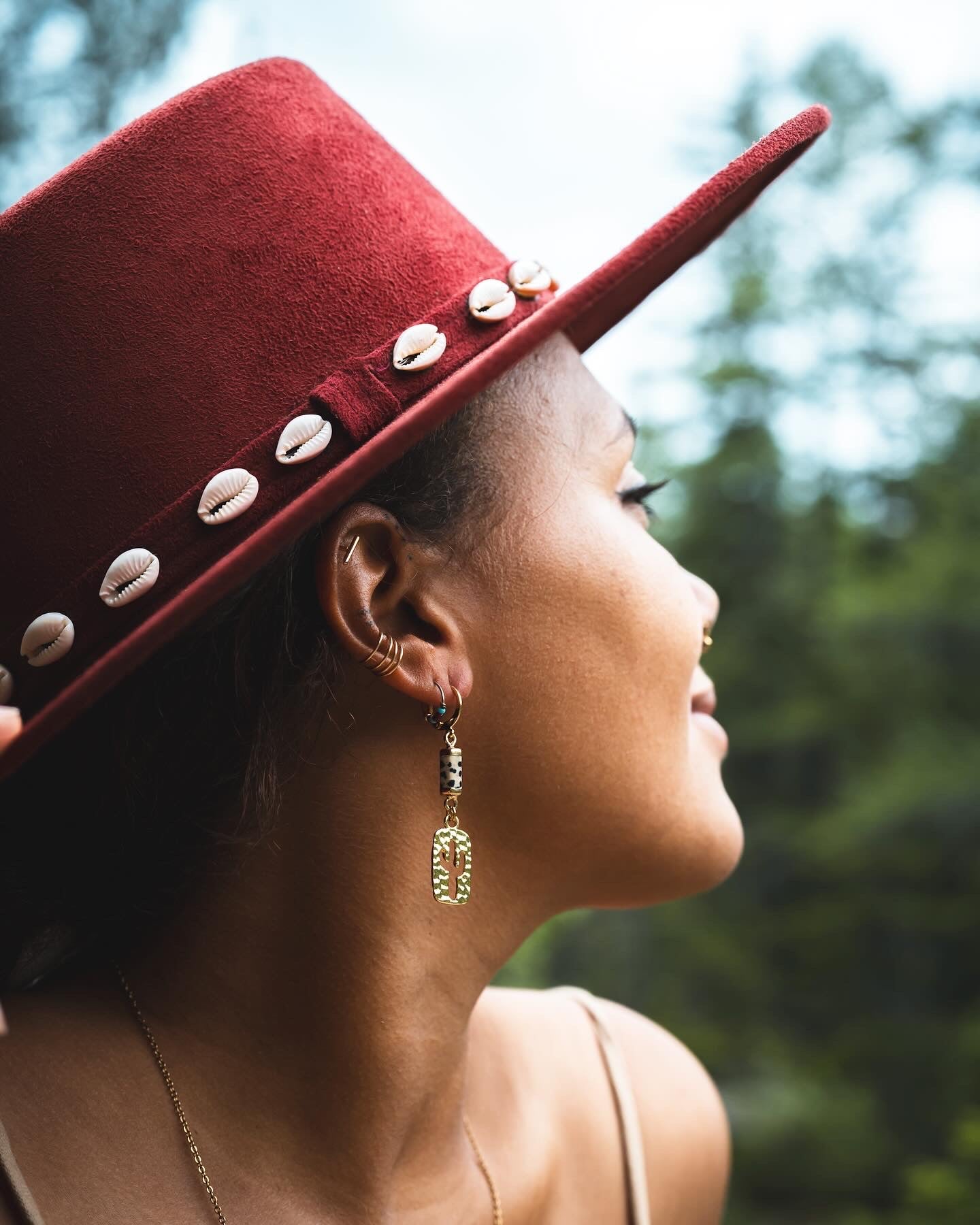 🌵 Boucles d’oreilles Jaspe Dalmatien & Cactus Doré