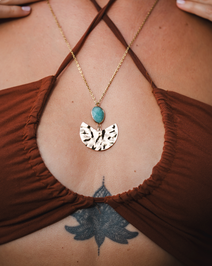 Le collier aventurine demi lune  🌙
